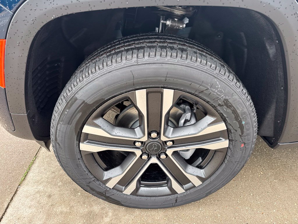 New 2027 Jeep Grand Cherokee Limited AWD/4WD image 6