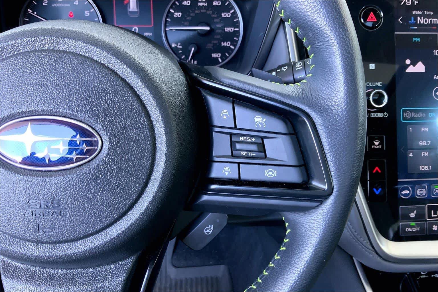 Used 2025 Subaru Outback Onyx Edition AWD/4WD image 25