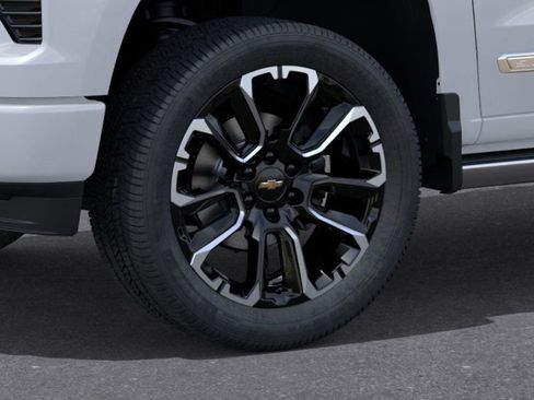 New 2026 Chevrolet Silverado 1500 High Country image 9
