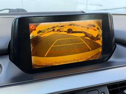 Used 2017 MAZDA MAZDA6 Touring FWD image 4