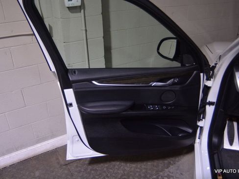 Used 2015 BMW X5 xDrive35i image 11
