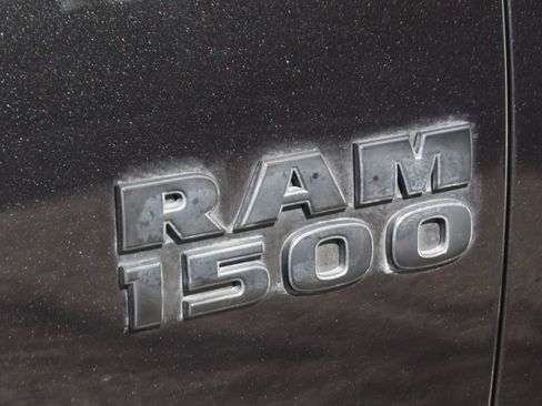 Used 2018 RAM 1500 Express w/ Black Ram 1500 Express Group RWD image 45