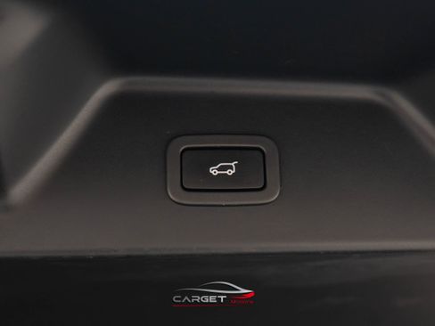 Used 2020 Land Rover Range Rover Long Wheelbase HSE image 47