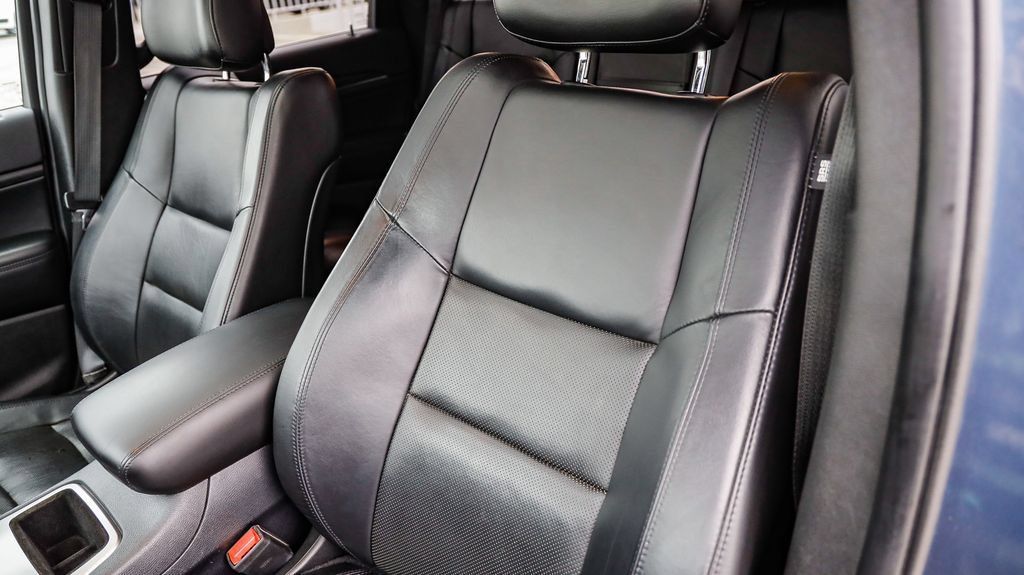 Used 2019 Jeep Grand Cherokee Limited w/ Luxury Group II RWD image 30