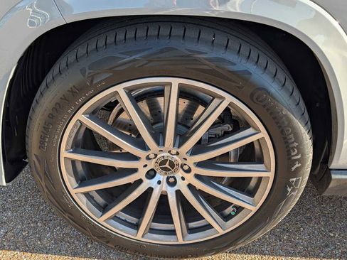 Certified 2025 Mercedes-Benz GLS 450 4MATIC image 32