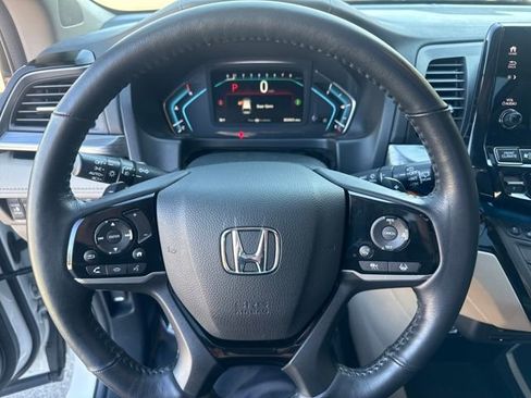 Certified 2024 Honda Odyssey Elite image 11
