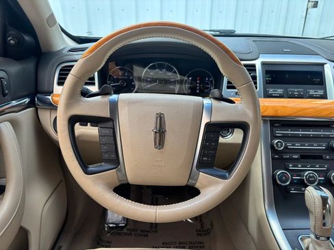 Used 2011 Lincoln MKS FWD image 24