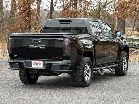 Used 2022 GMC Canyon AT4 image 9