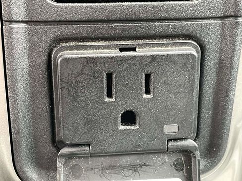 Used 2016 RAM 1500 Big Horn image 21