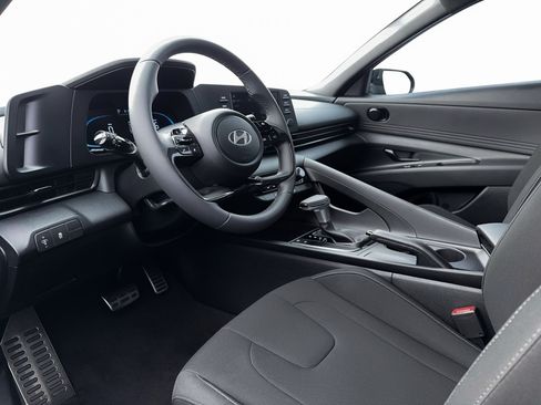 New 2026 Hyundai Elantra SEL Sport FWD image 14