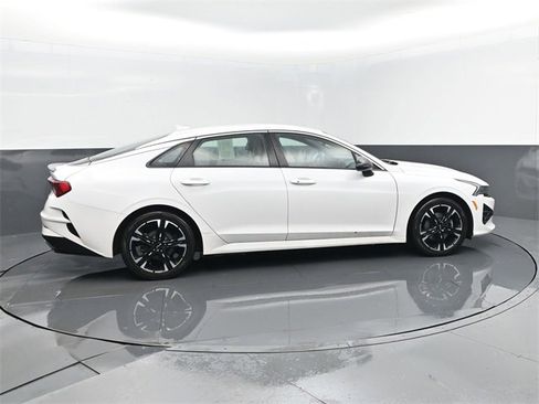 Used 2024 Kia K5 GT-Line w/ GT-Line Premium Package image 4