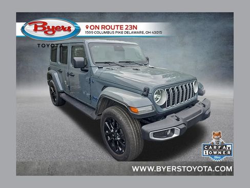 Used 2025 Jeep Wrangler Unlimited Sahara AWD/4WD image 1