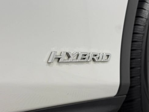 Used 2022 Lexus RX 450hL Luxury w/ Cold Area Package (CT) AWD/4WD image 9