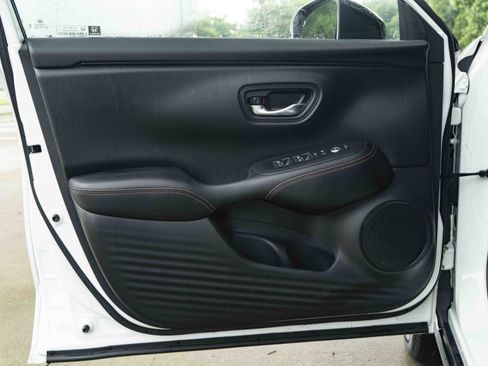 Certified 2025 Honda HR-V Sport image 35