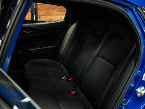 Used 2018 Honda Civic EX image 9