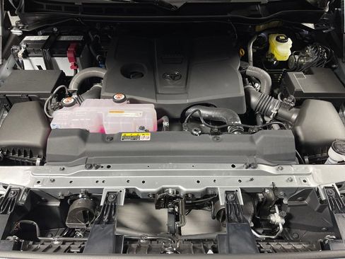 New 2026 Toyota Tundra SR5 image 9