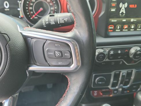 Used 2018 Jeep Wrangler Unlimited Rubicon AWD/4WD image 22