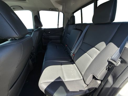 Used 2023 Honda Ridgeline RTL-E image 16