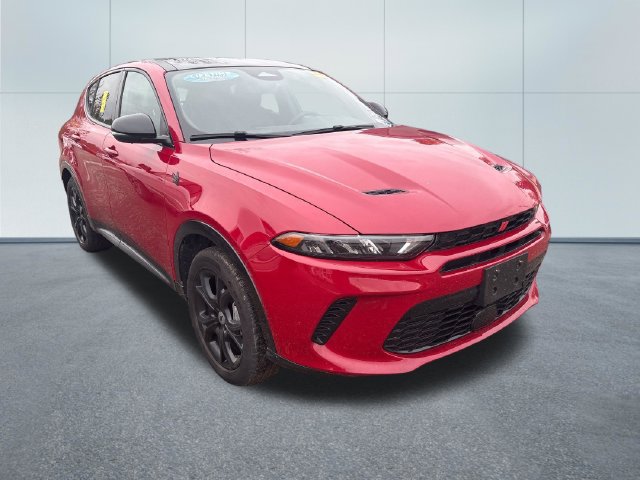 Used 2024 Dodge Hornet R/T Plus w/ R/T Blacktop Package AWD/4WD image 5