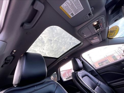 Used 2022 Lincoln Corsair AWD w/ Premium Package image 19