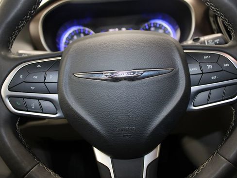 Used 2023 Chrysler Voyager LX FWD image 28