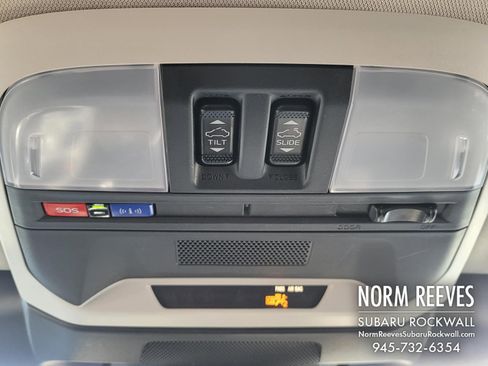 Certified 2024 Subaru Crosstrek 2.5i Limited w/ Crosstrek Mirror Package image 31