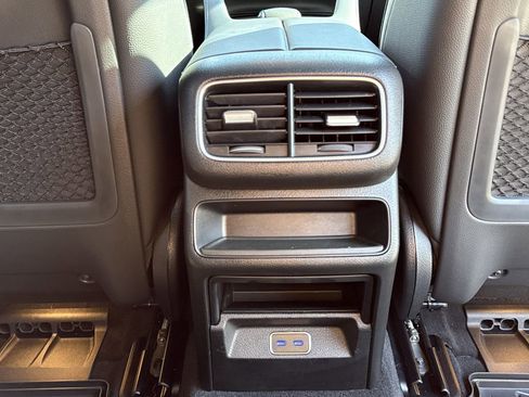 Certified 2025 Mercedes-Benz GLE 350 4MATIC image 20