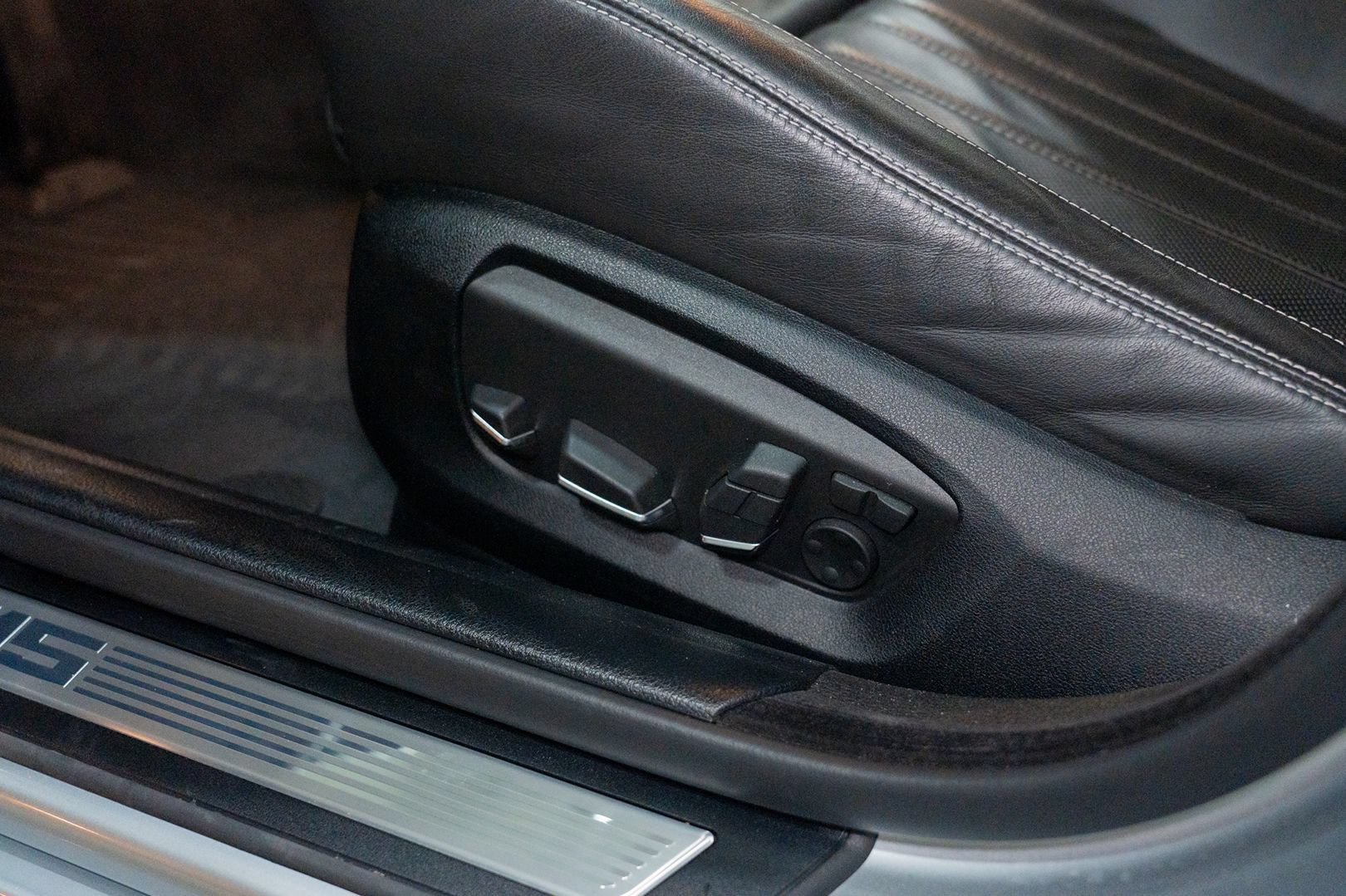 Used 2016 BMW M5 RWD image 25