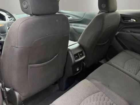 Used 2018 Chevrolet Equinox LT AWD/4WD image 17
