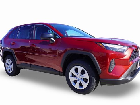 New 2025 Toyota RAV4 LE image 3