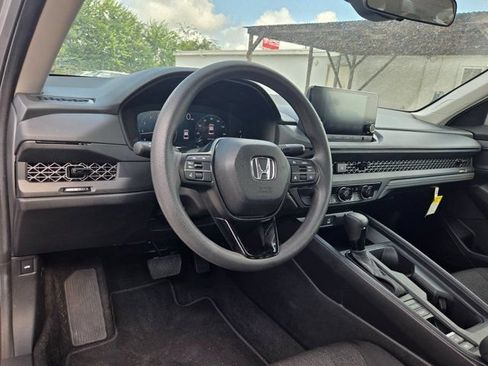 Used 2025 Honda Accord LX image 15