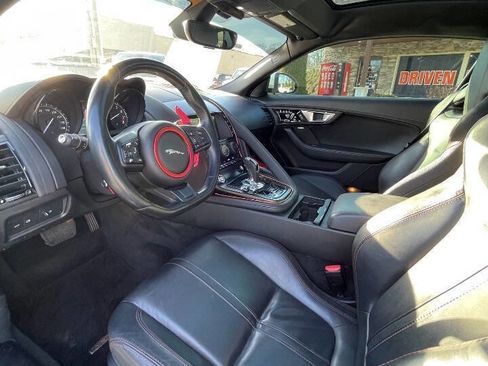 Used 2017 Jaguar F-TYPE Coupe image 16