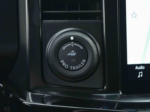 Used 2023 Ford F250 Lariat w/ Lariat Ultimate Package AWD/4WD image 36