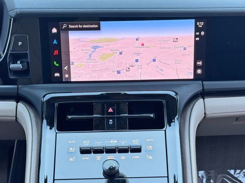 Used 2024 Porsche Panamera 4 image 25