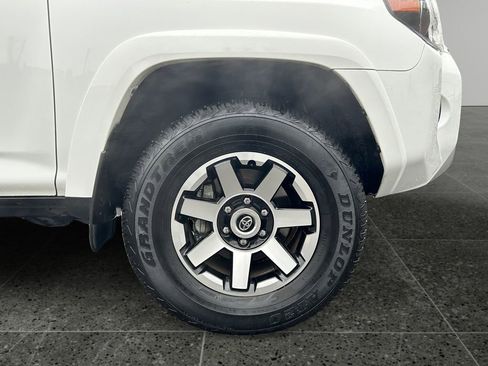 Used 2023 Toyota 4Runner TRD Off-Road Premium w/ Moonroof Package image 9