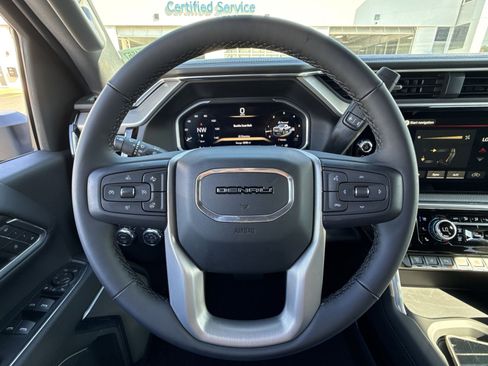 New 2026 GMC Sierra 2500 Denali w/ Denali Reserve Package AWD/4WD image 16