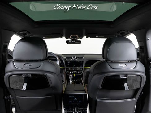 Used 2023 Bentley Bentayga Extended Wheelbase image 81
