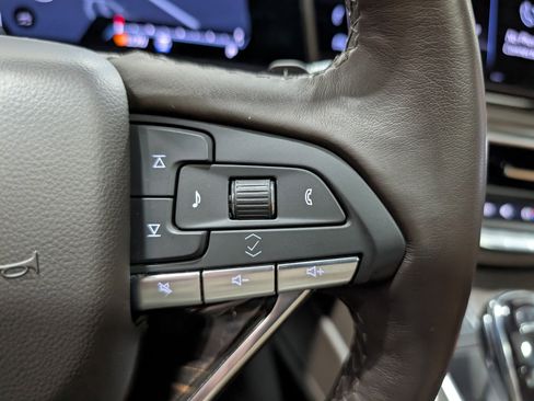 Used 2023 Cadillac Escalade Sport w/ LPO, ONYX Package AWD/4WD image 29