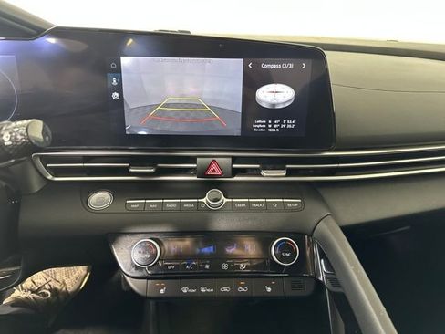 Certified 2023 Hyundai Elantra SEL w/ Convenience Package image 22