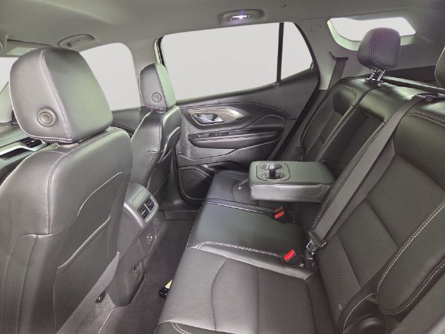 Used 2023 GMC Terrain SLT w/ Tech Package AWD/4WD image 15