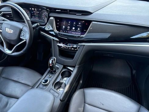 Certified 2023 Cadillac XT6 Sport w/ Technology Package AWD/4WD image 27