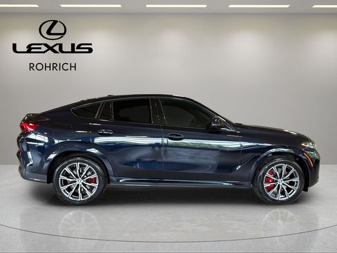 Used 2026 BMW X6 xDrive40i w/ Premium Package AWD/4WD image 5