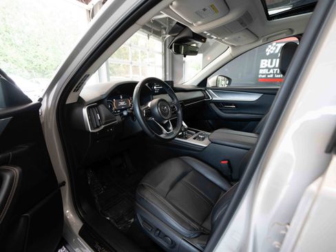 Used 2024 MAZDA CX-90 Plug-In Hybrid w/ Preferred AWD/4WD image 8