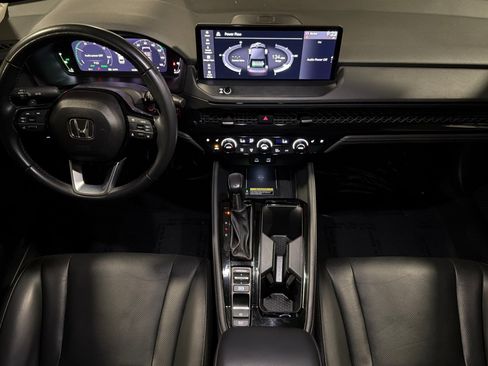 Used 2024 Honda Accord Touring image 12