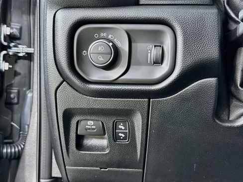 Used 2020 RAM 1500 Sport w/ Alpine Leather & Sound Group AWD/4WD image 19