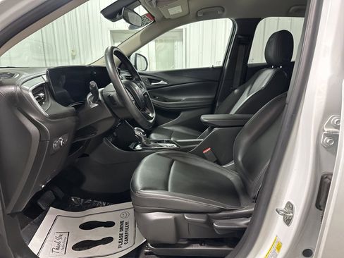 Used 2024 Buick Encore GX Sport Touring image 13