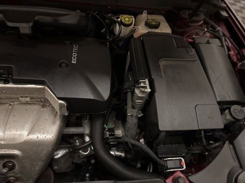 Used 2016 Chevrolet Malibu LT w/ Power Convenience Package image 21