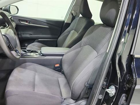 Used 2025 Toyota Camry LE FWD image 11