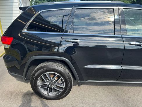 Used 2019 Jeep Grand Cherokee Limited w/ Luxury Group II AWD/4WD image 10