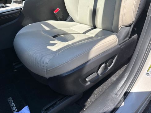 Used 2024 MAZDA CX-90 Plug-In Hybrid w/ Premium Pkg AWD/4WD image 16